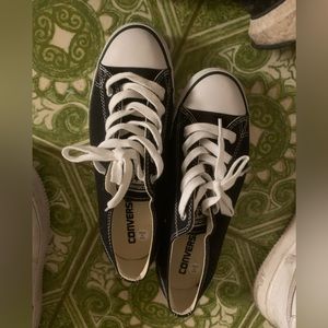 Black and white converse